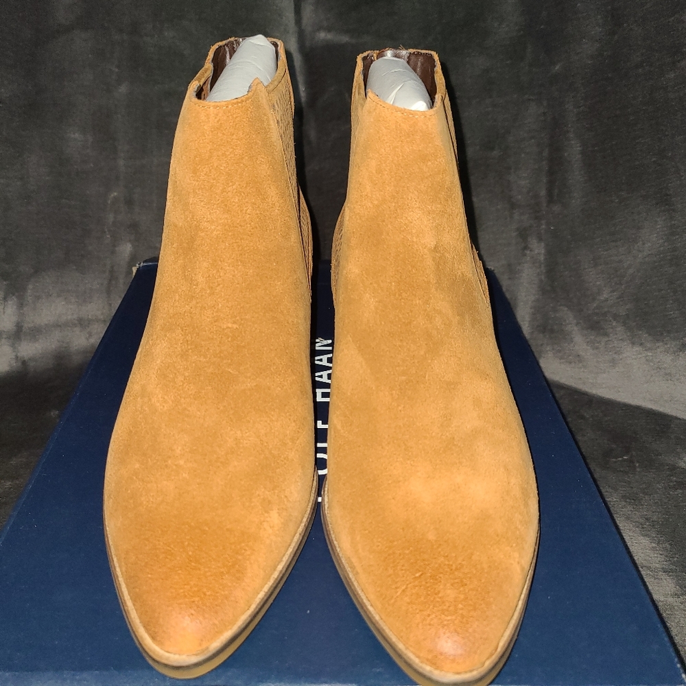 Cole Haan Bootie NWT Size 7.5 - Picture 4 of 9
